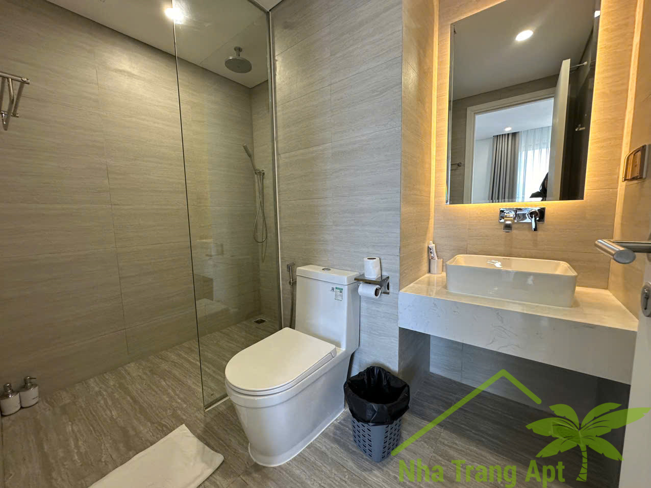 2 bedrooms Apartment in Nha Trang, Vietnam No. 28017