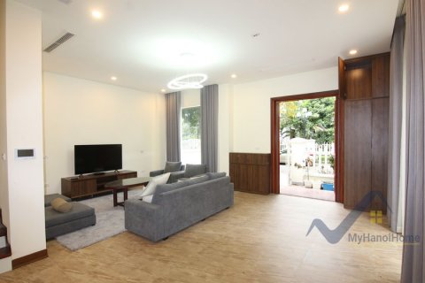 5 bedrooms Villa in Long Bien, Ha Noi, No. 19992