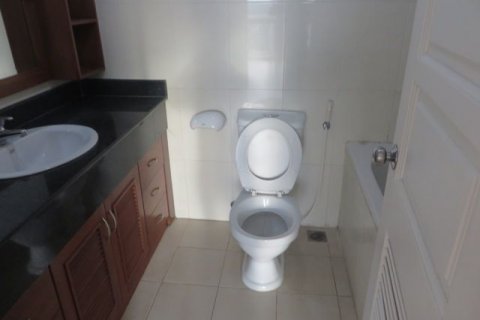 3 bedrooms Apartment in Tay Ho, Ha Noi, No. 5433 9