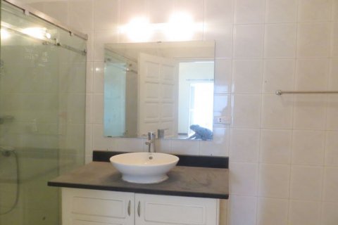 4 bedrooms Villa in Ha Noi,  No. 20240 15