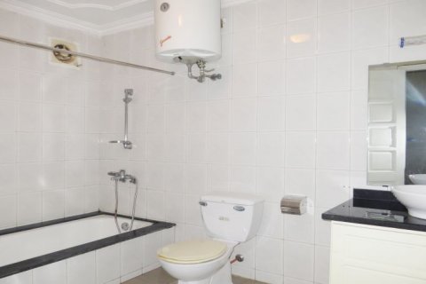 4 bedrooms Villa in Ha Noi,  No. 20240 17
