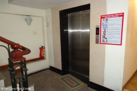 Квартира с 2 спальнями в Хоанкьем, Ханой ,  № 4452