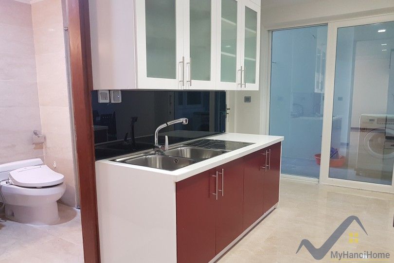 3 bedrooms Apartment in Tay Ho, Ha Noi, Vietnam No. 19553