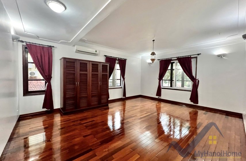 5 bedrooms Villa in Tay Ho, Ha Noi, Vietnam No. 26500