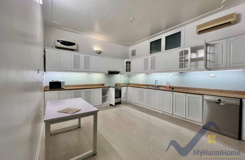 5 bedrooms Villa in Tay Ho, Ha Noi, Vietnam No. 26500