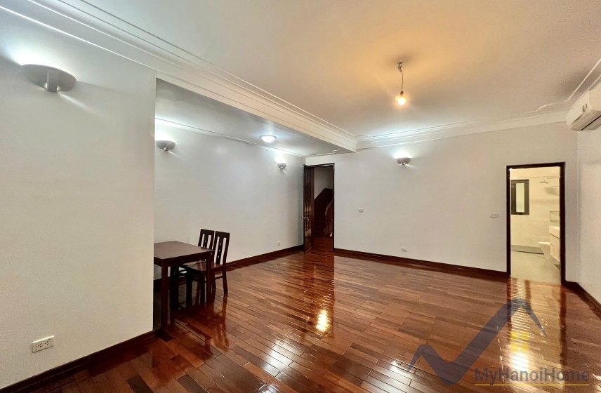 5 bedrooms Villa in Tay Ho, Ha Noi, Vietnam No. 26500