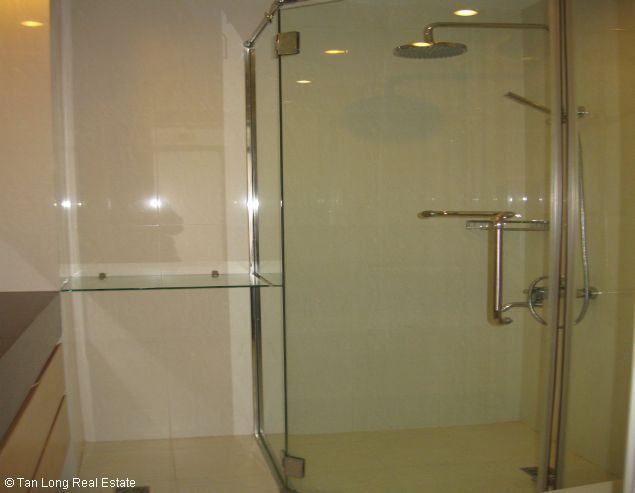 3 bedrooms Apartment in Ba Dinh, Ha Noi, Vietnam No. 7498