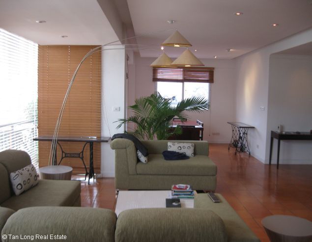3 bedrooms Apartment in Ba Dinh, Ha Noi, Vietnam No. 7498