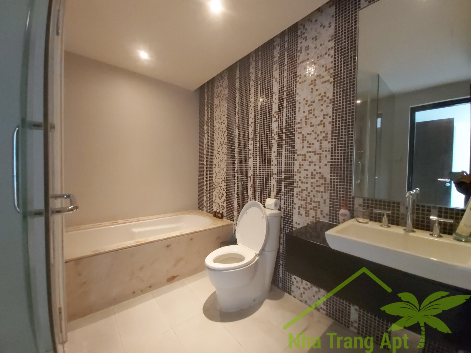 2 bedrooms Apartment in Nha Trang, Vietnam No. 28460