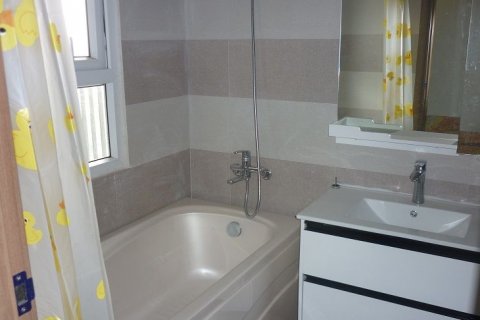 3 bedrooms Apartment in Nam Tu Liem, Ha Noi,  No. 5468 8