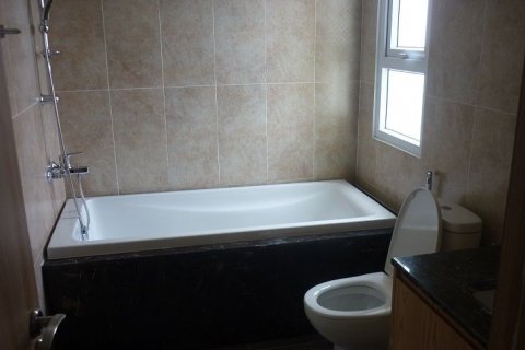 4 bedrooms Apartment in Nam Tu Liem, Ha Noi, No. 5469 12
