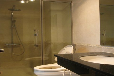 Квартира с 2 спальнями в Бадинь, Ханой , № 7630 7