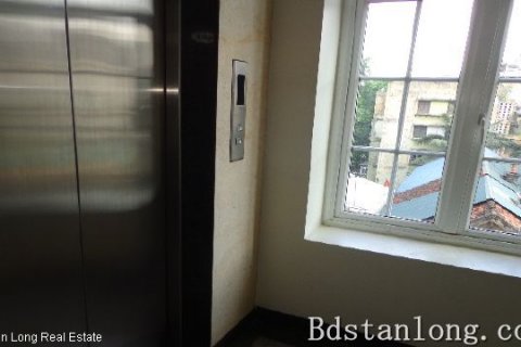 Квартира с 2 спальнями в Хоанкьем, Ханой , № 7631