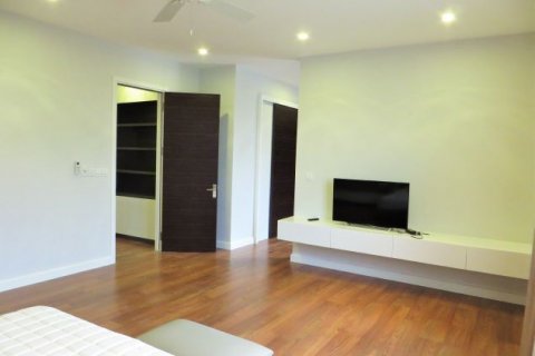 3 bedrooms Villa in Long Bien, Ha Noi, No. 5270 10