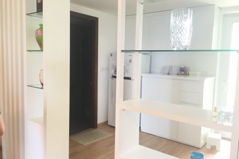 2 bedrooms Apartment in Long Bien, Ha Noi, No. 5766 5