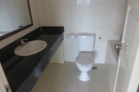 3 bedrooms Apartment in Tay Ho, Ha Noi,  No. 5764 9