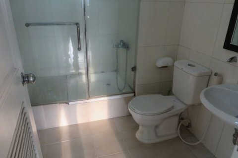 3 bedrooms Apartment in Tay Ho, Ha Noi,  No. 5764 4