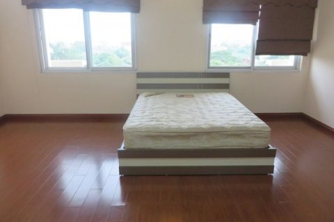 3 bedrooms Apartment in Tay Ho, Ha Noi,  No. 5764 8