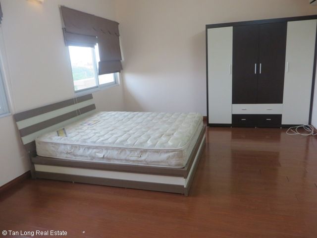 3 bedrooms Apartment in Tay Ho, Ha Noi, Vietnam No. 5764