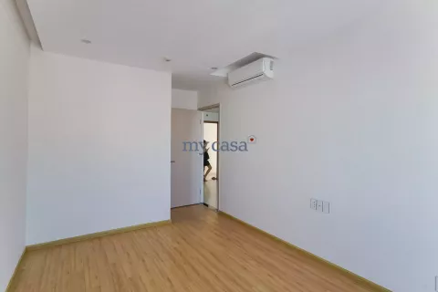Квартира с 3 спальнями в Тхудык, Хошимин , № 12563 9