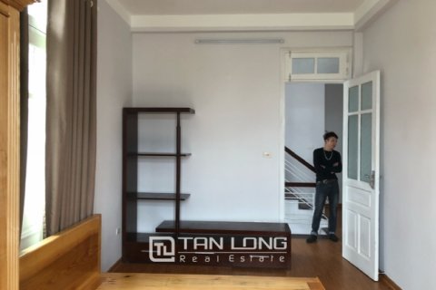 4 bedrooms House in Tay Ho, Ha Noi, No. 2082 9