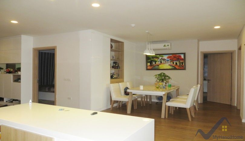 3 bedrooms Apartment in Long Bien, Ha Noi, Vietnam No. 19917
