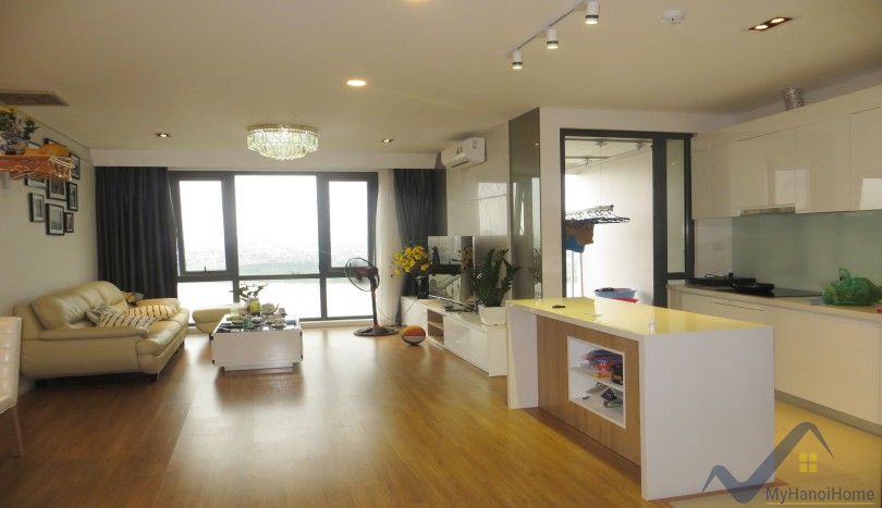 3 bedrooms Apartment in Long Bien, Ha Noi, Vietnam No. 19917