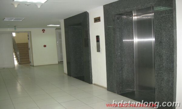 3 bedrooms Apartment in Dong Da, Ha Noi, Vietnam No. 8657