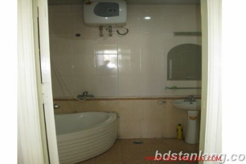 3 bedrooms Apartment in Dong Da, Ha Noi, No. 8657 6