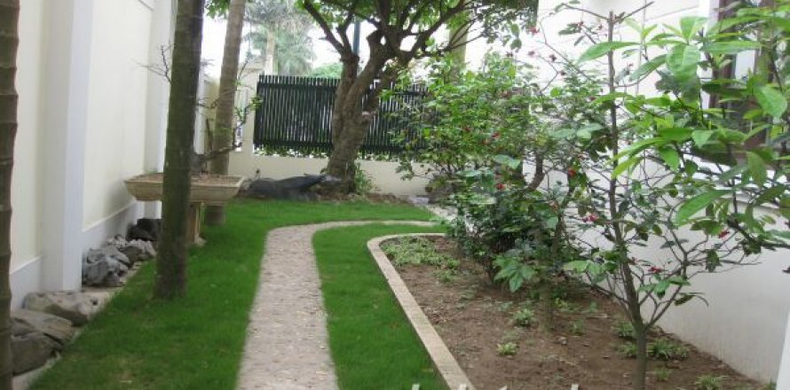 5 bedrooms Villa in Tay Ho, Ha Noi,  No. 7960