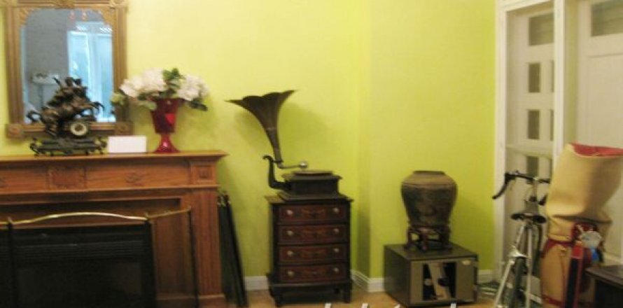 Вилла с 4 спальнями в Тэйхо, Ханой , № 7959
