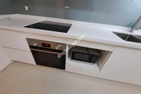 Квартира с 2 спальнями в Тхудык, Хошимин , № 25092 4