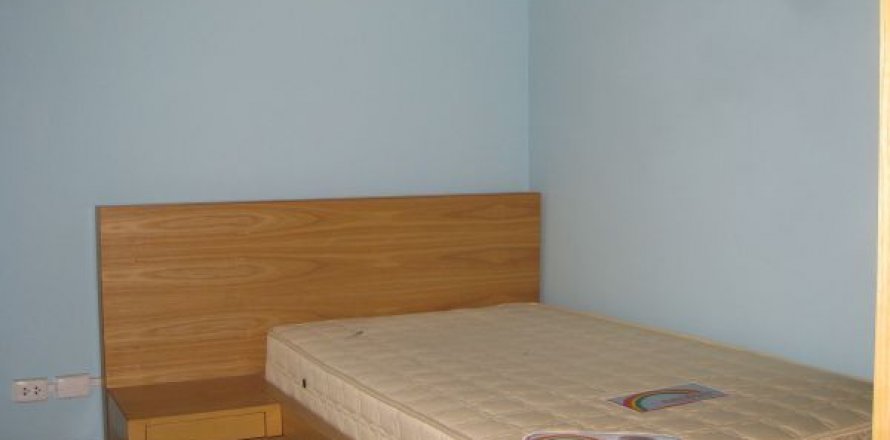 Квартира с 3 спальнями в Тэйхо, Ханой , № 7737