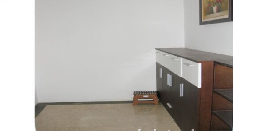 4 bedrooms Apartment in Tay Ho, Ha Noi, No. 7741