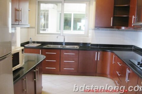 4 bedrooms Apartment in Tay Ho, Ha Noi, No. 7735 3