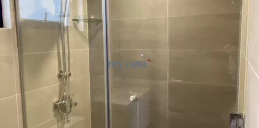 Квартира с 2 спальнями в Тхудык, Хошимин , № 11156