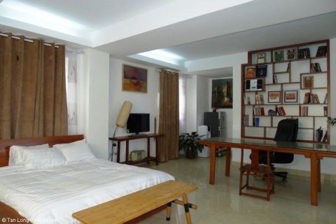 Studio Apartment in Dong Da, Ha Noi, No. 6369 6