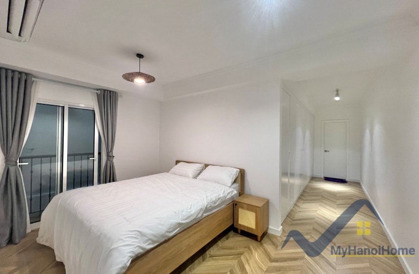 4 bedrooms Apartment in Long Bien, Ha Noi, Vietnam No. 26571