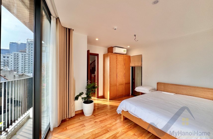 4 bedrooms Apartment in Tay Ho, Ha Noi, Vietnam No. 30224