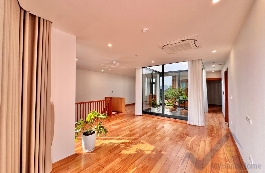 4 bedrooms Apartment in Tay Ho, Ha Noi, Vietnam No. 30224