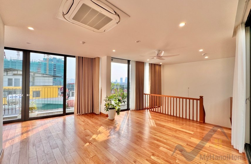 4 bedrooms Apartment in Tay Ho, Ha Noi, Vietnam No. 30224