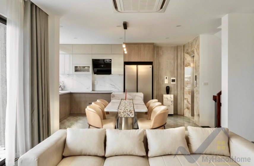 4 bedrooms House in Long Bien, Ha Noi, Vietnam No. 30223