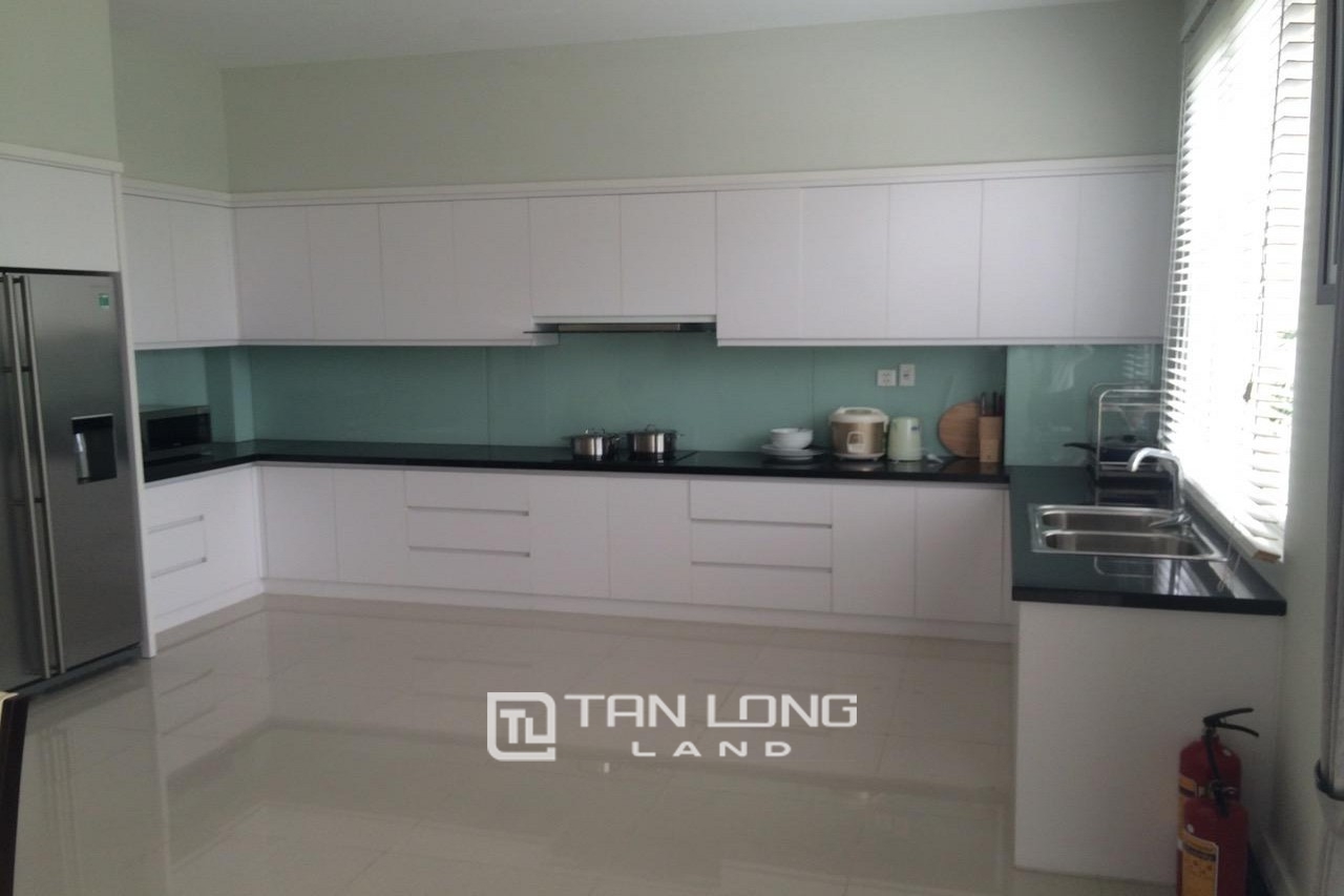 4 bedrooms Villa in Long Bien, Ha Noi, Vietnam No. 2806