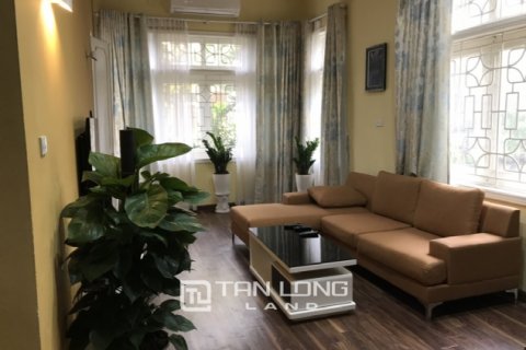 Квартира с 3 спальнями в Тэйхо, Ханой ,  № 2812