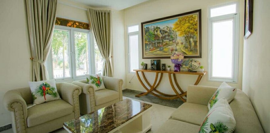 5 bedrooms Villa in Nha Trang, No. 16339
