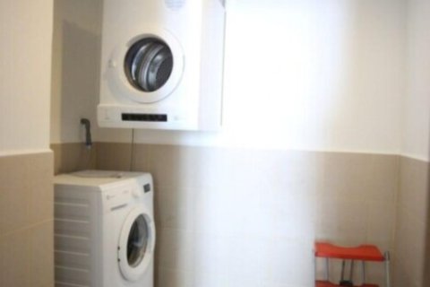 Квартира с 2 спальнями в Тхудык, Хошимин ,  № 27449 5