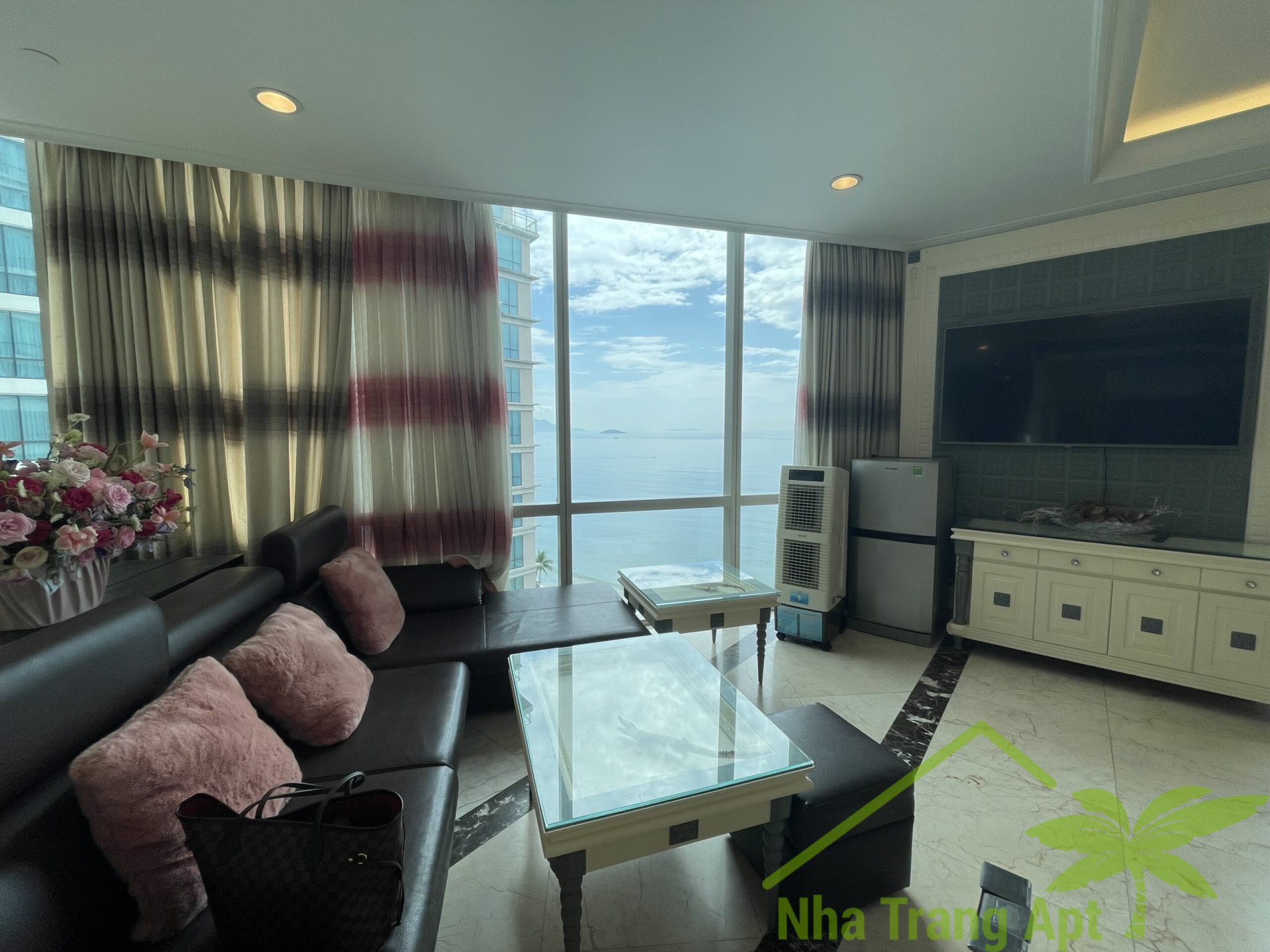 2 bedrooms Apartment in Nha Trang, Vietnam No. 28074