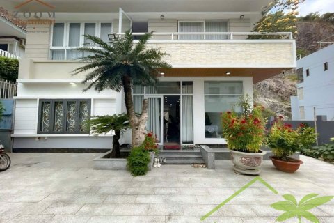 5 bedrooms Villa in Nha Trang, No. 28076