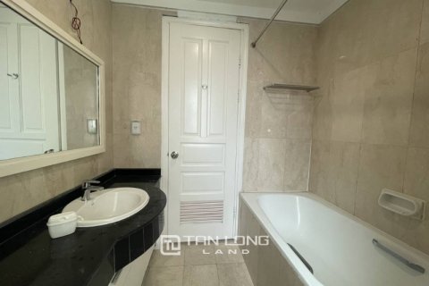 Квартира с 3 спальнями в Тэйхо, Ханой ,  № 2263 11