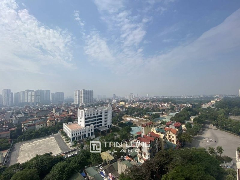 Квартира с 3 спальнями в Тэйхо, Ханой, Вьетнам № 2267